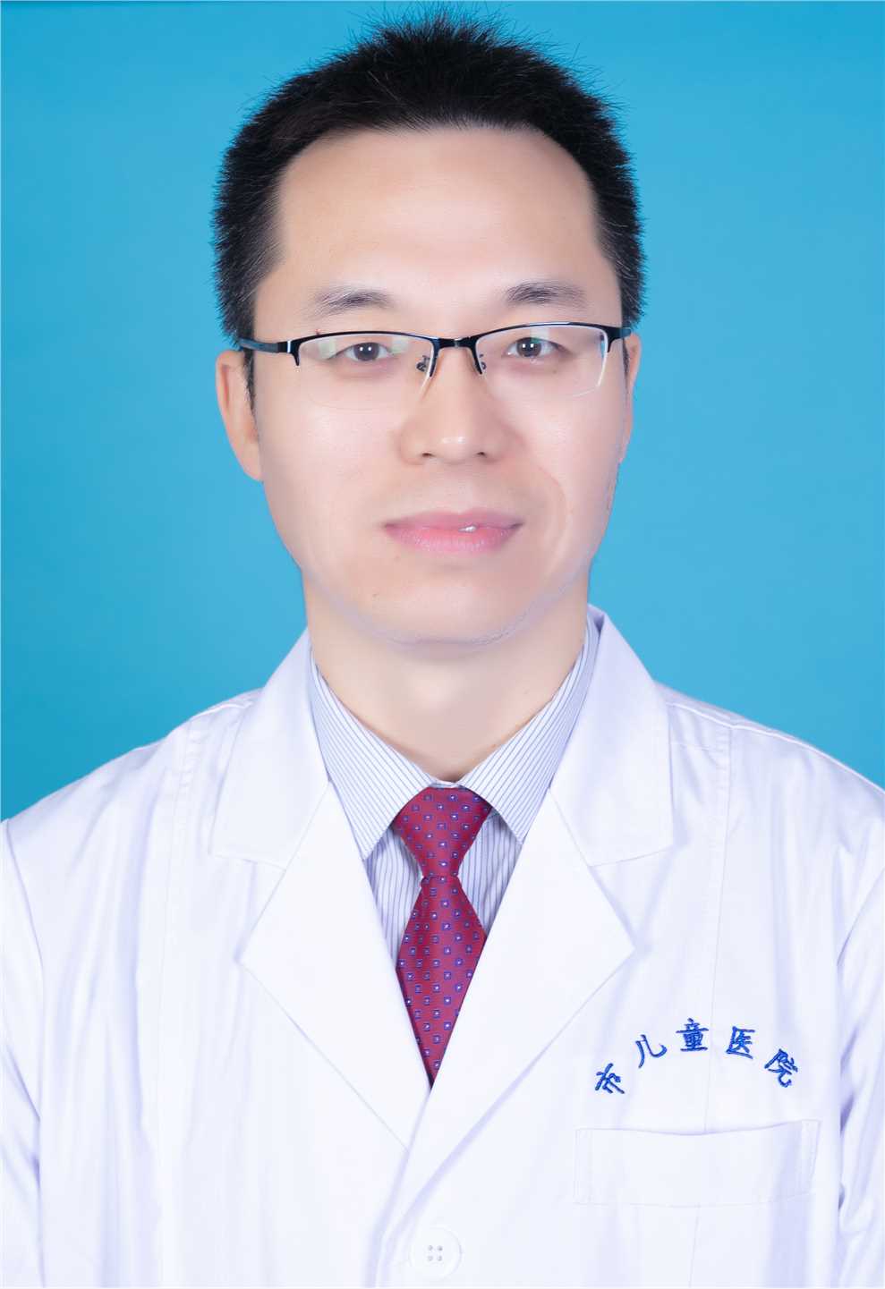 李建伟